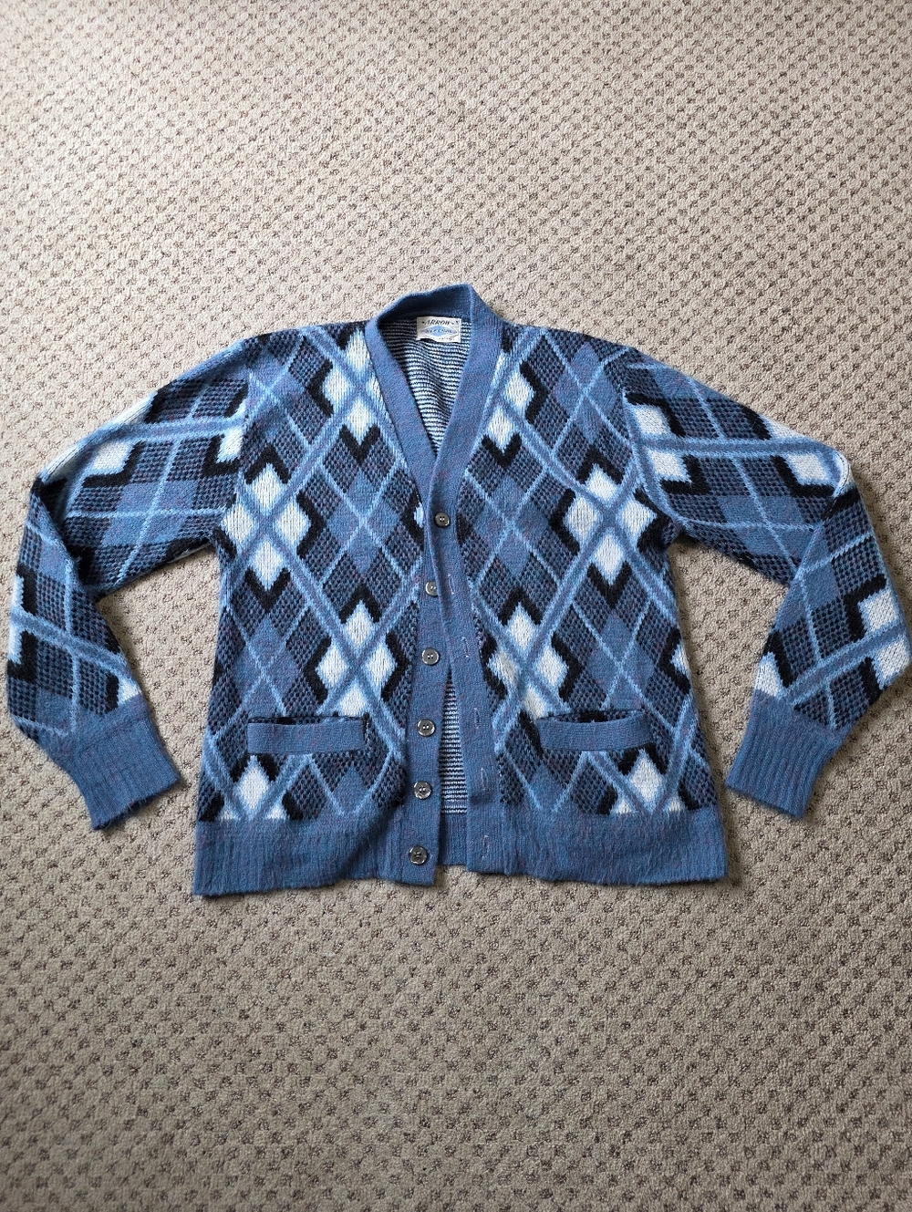 Vintage Men's Blue Argyle Button-Front Cardigan Sweater